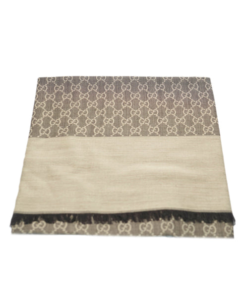 Gucci 135 x 135 Brown Silk Scarf AVL1353