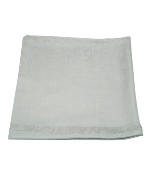 Gucci 135 x 135 Grey Silk Scarf AVL1350
