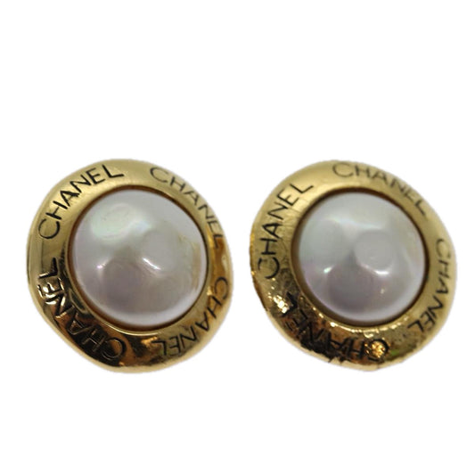 CHANEL Pearl Earring metal Gold CC hk1468