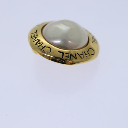 CHANEL Pearl Earring metal Gold CC hk1468