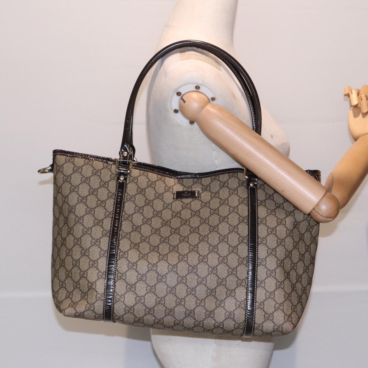 GUCCI GG Supreme Tote Bag PVC Leather Beige Silver 197953  hk1559