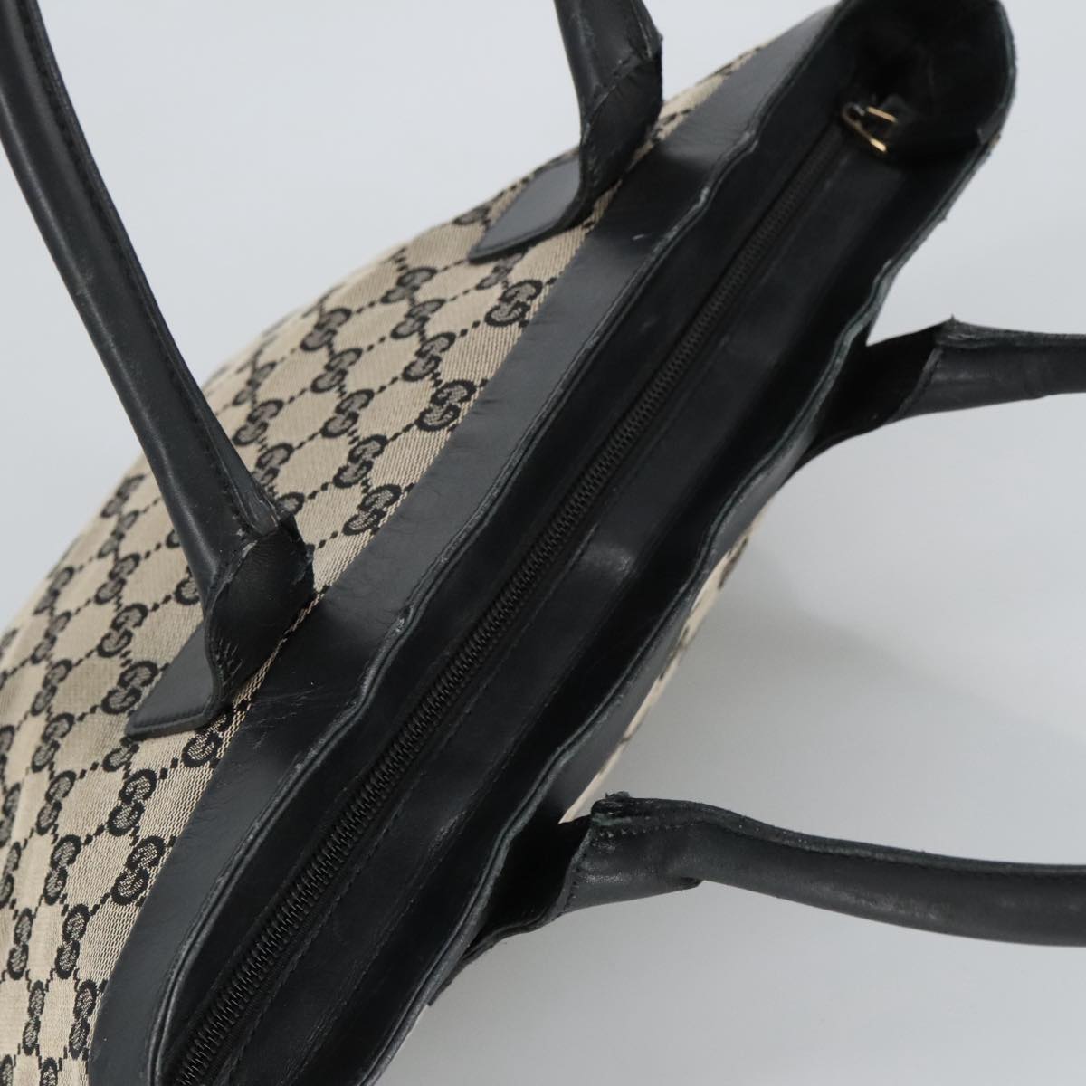 GUCCI GG Canvas Tote Bag Black Beige  hk1721