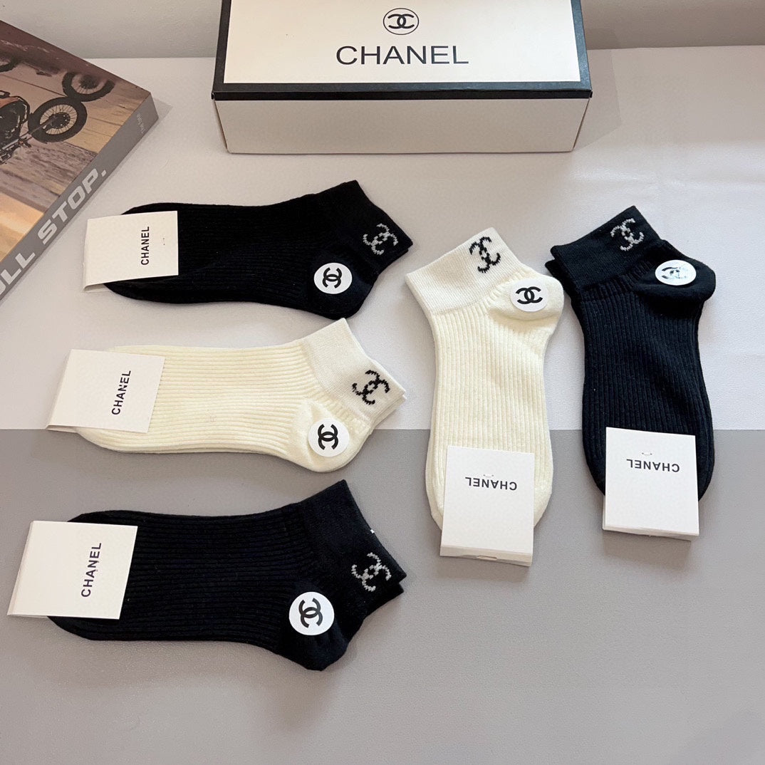CHANEL SHORT SOCKS 184494 (1 BOX)