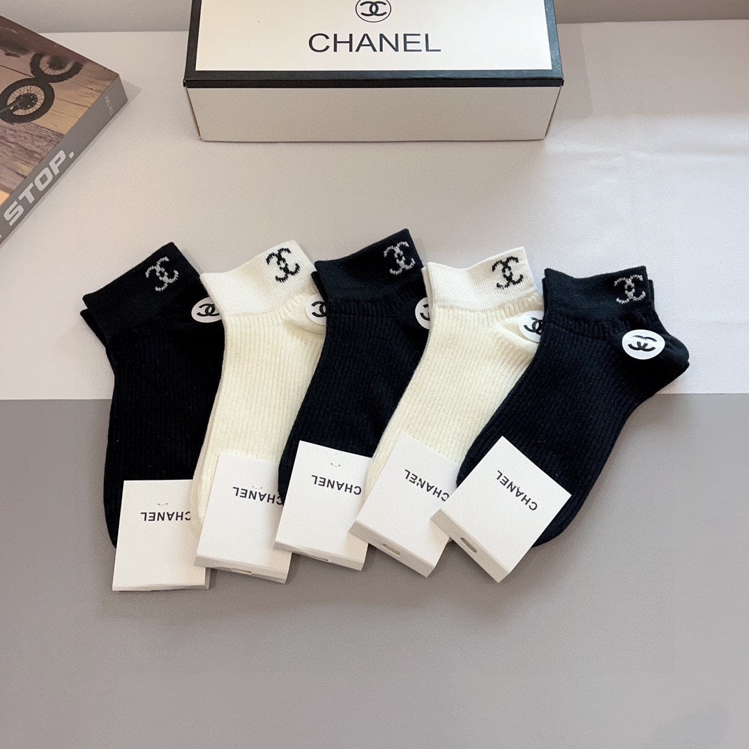 CHANEL SHORT SOCKS 184494 (1 BOX)