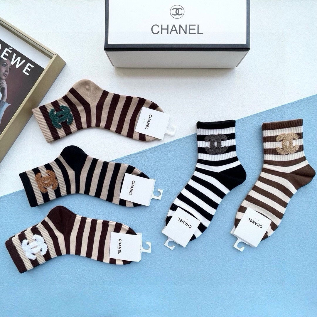 CHANEL SHORT SOCKS 184413 (1 BOX)