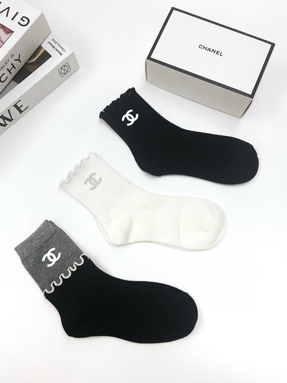 CHANEL SHORT SOCKS 184487 (1 BOX)