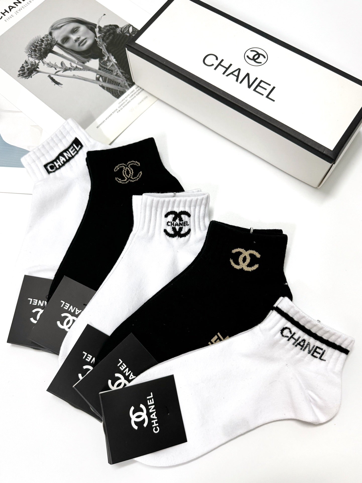 CHANEL SHORT SOCKS 184489 (1 BOX)