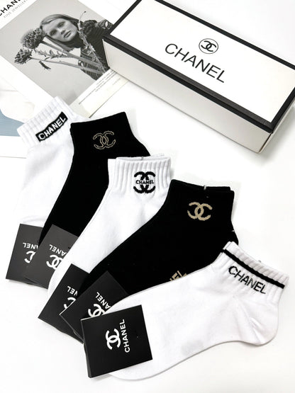 CHANEL SHORT SOCKS 184489 (1 BOX)