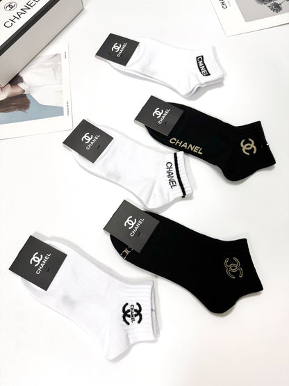 CHANEL SHORT SOCKS 184489 (1 BOX)