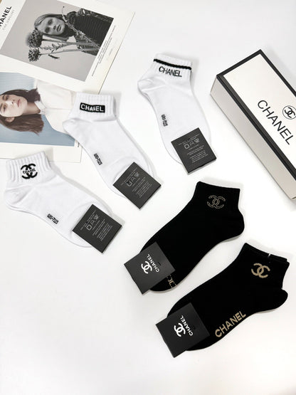 CHANEL SHORT SOCKS 184489 (1 BOX)