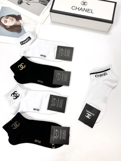 CHANEL SHORT SOCKS 184489 (1 BOX)