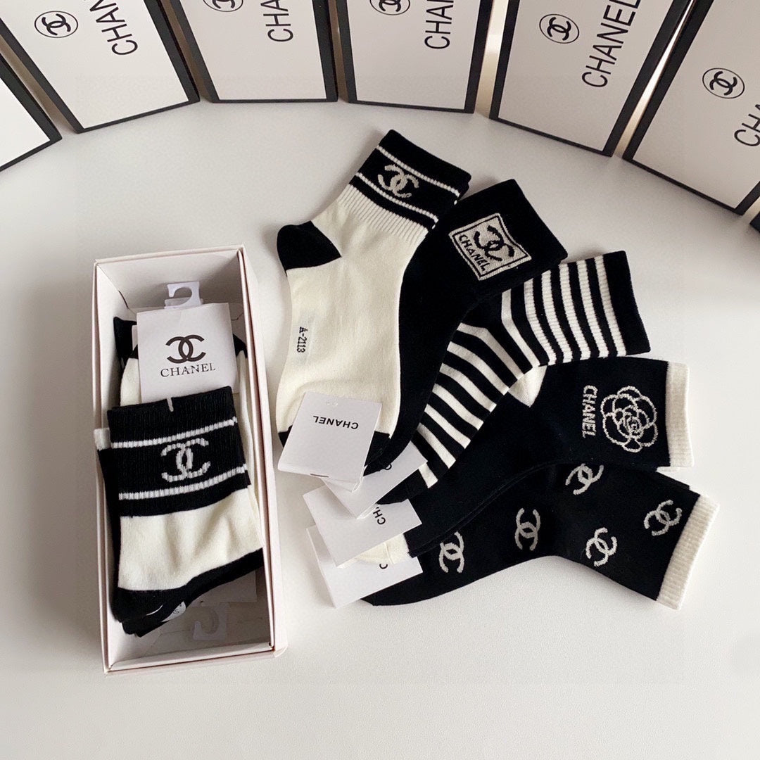 CHANEL SHORT SOCKS 184442 (1 BOX)
