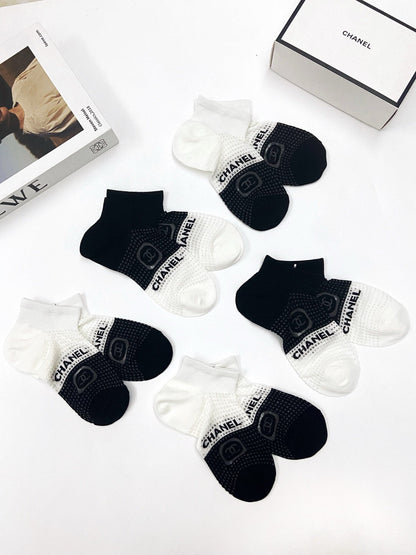 CHANEL ANKLE SOCKS 185802 (1 BOX)