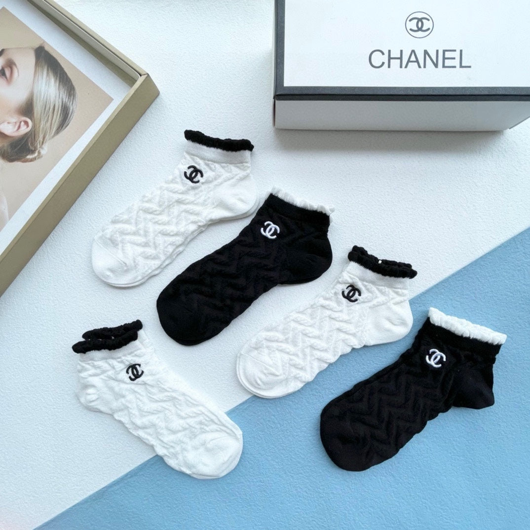 CHANEL ANKLE SOCKS 186735 (1 BOX)