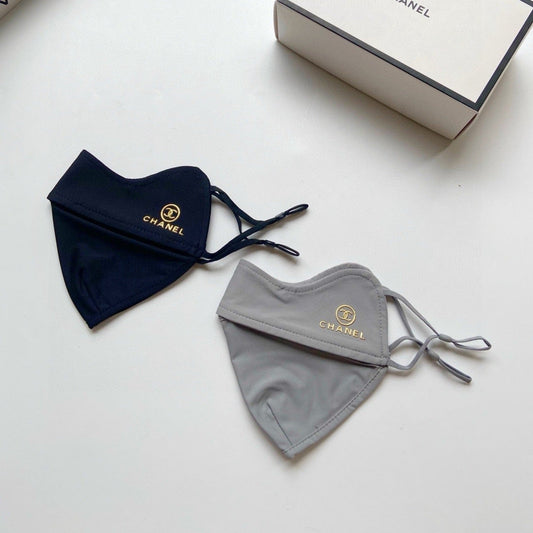 CHANEL SUNSCREEN MASK 189471 (1 BOX)
