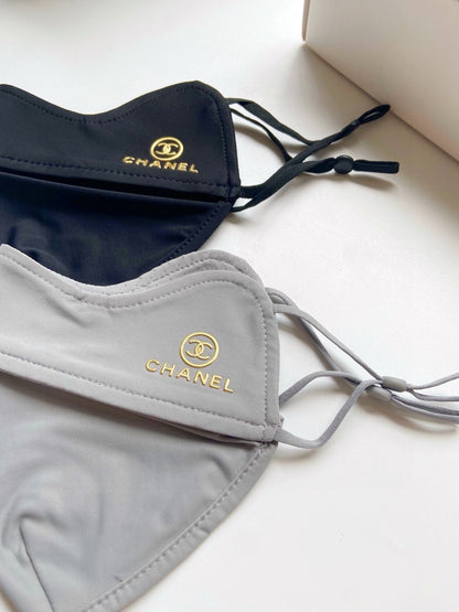 CHANEL SUNSCREEN MASK 189471 (1 BOX)