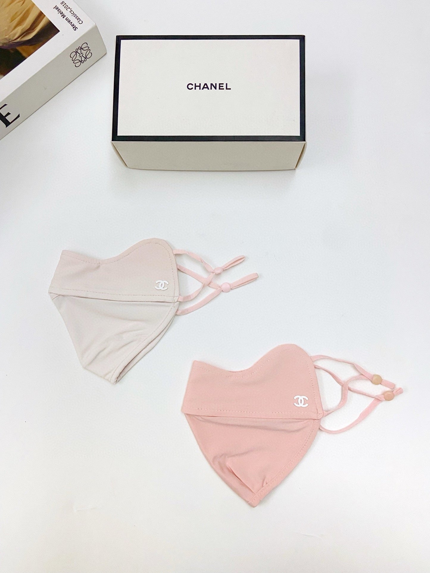 CHANEL SUNSCREEN MASK 189472 (1 BOX)