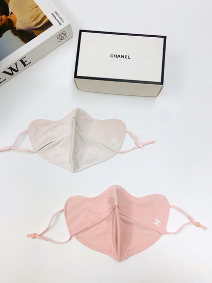 CHANEL SUNSCREEN MASK 189472 (1 BOX)