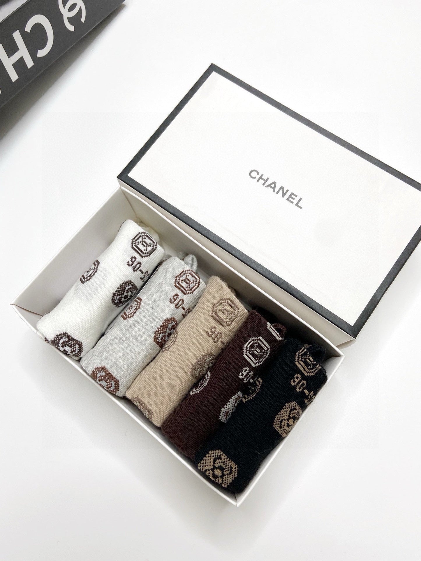 CHANEL ANKLE SOCKS 189476 (1 BOX)