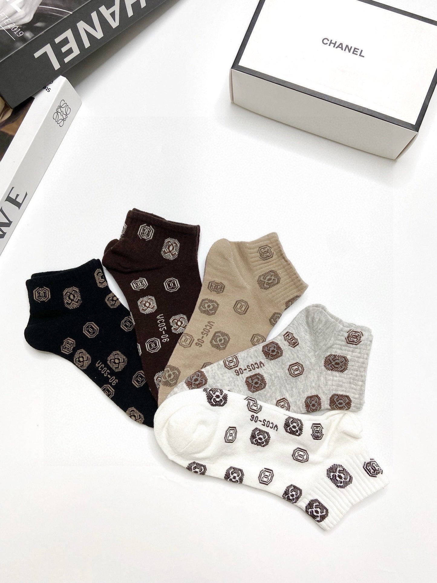 CHANEL ANKLE SOCKS 189476 (1 BOX)