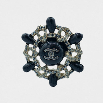 Chanel round earrings - Mtiers d'art Hambourg 2017/2018