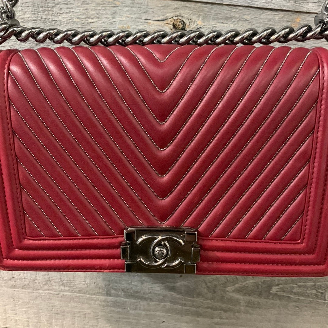 Chanel Chevron Quilted Medium Boy Bag