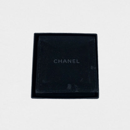 Chanel round earrings - Mtiers d'art Hambourg 2017/2018