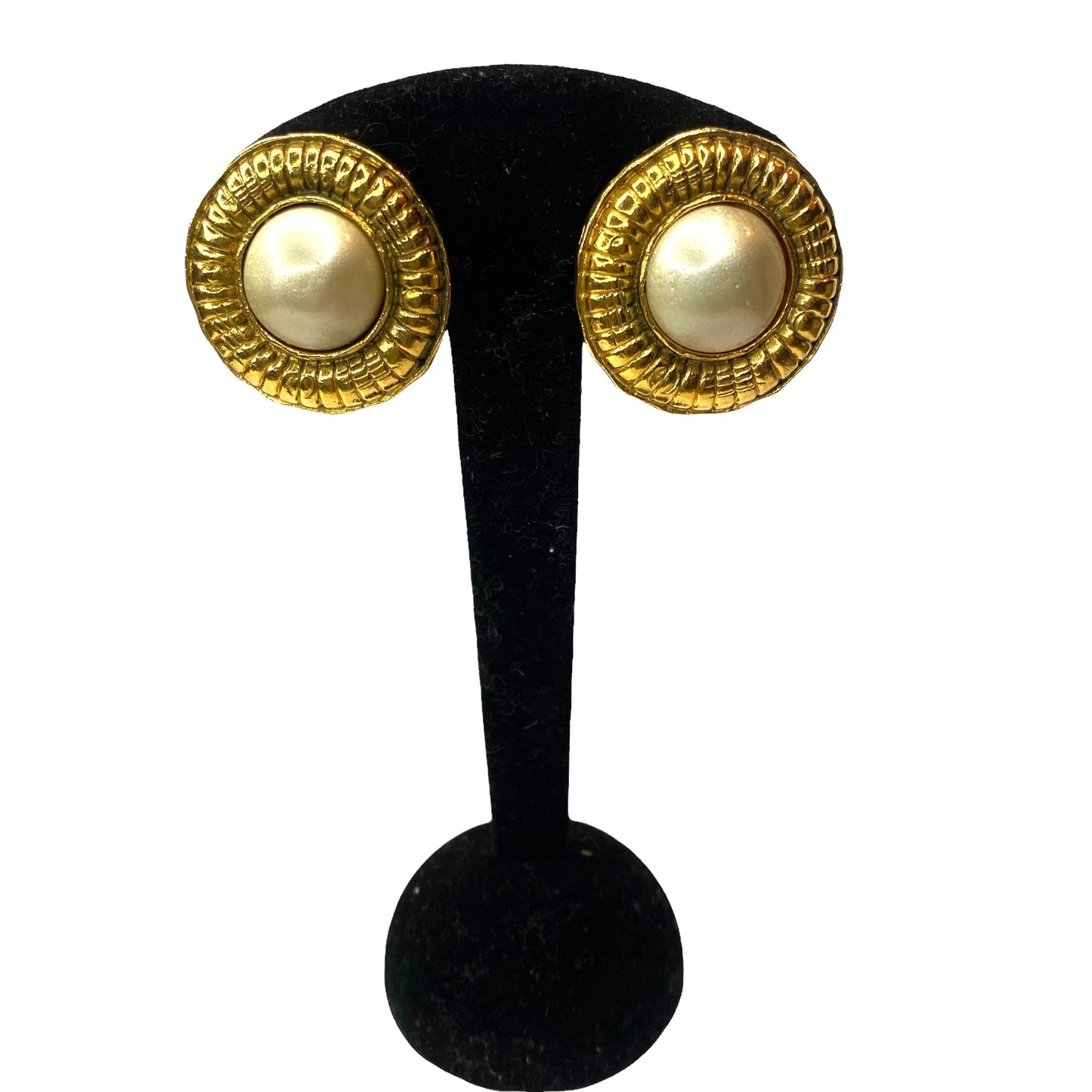 Chanel vintage clip round earrings with glass pearl  - 1990s