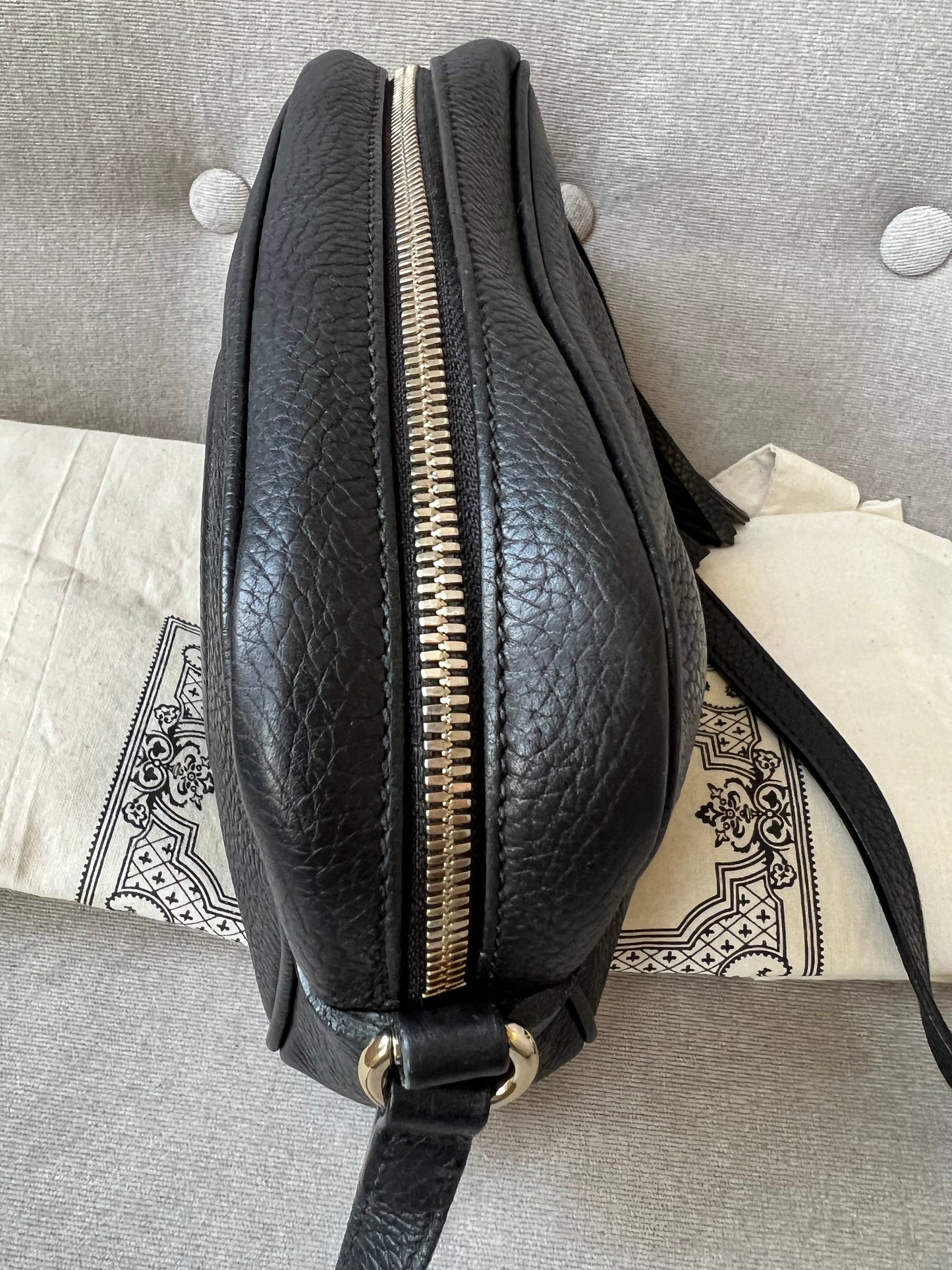 Gucci Black Soho Disco ( 1050)
