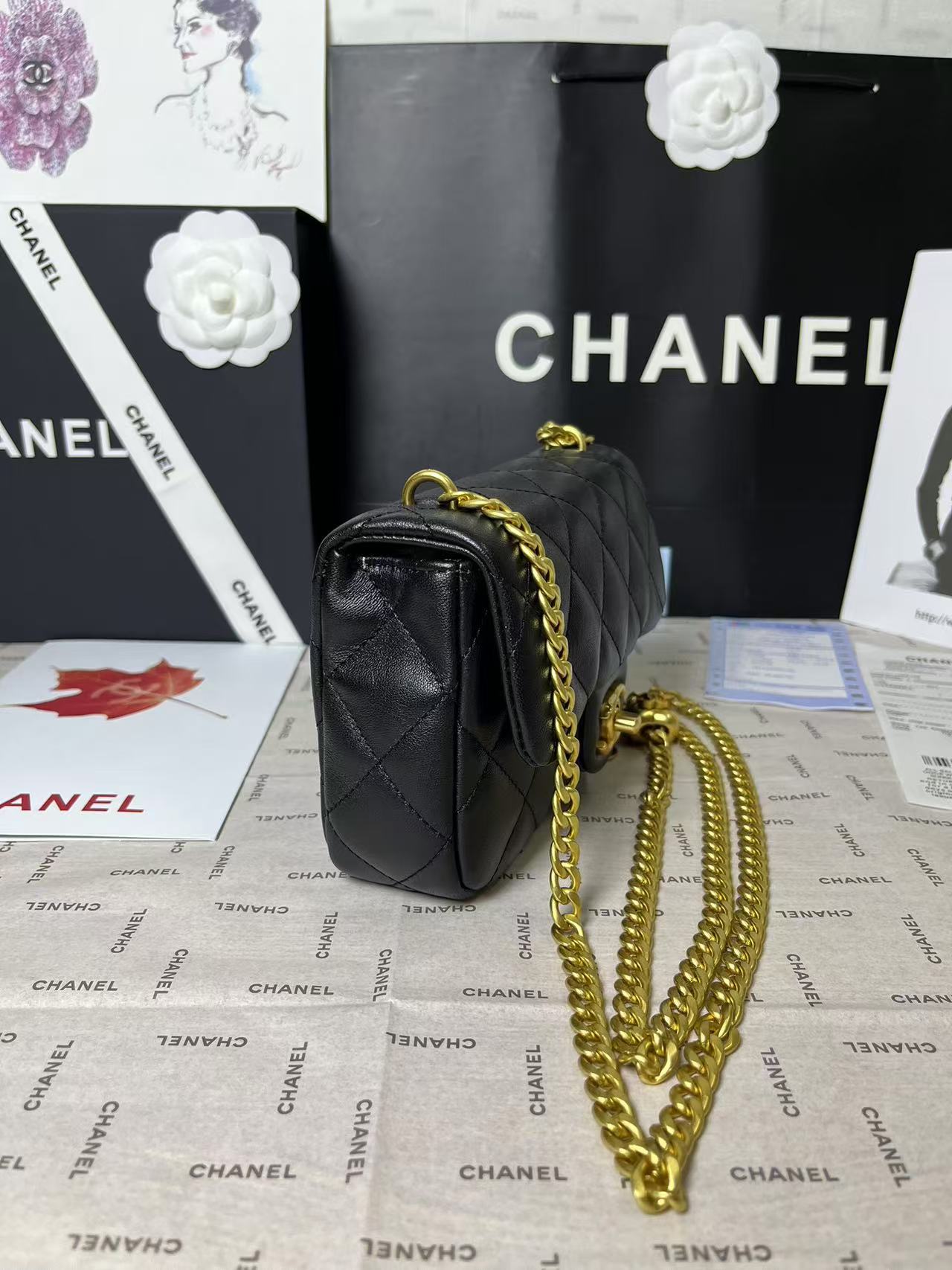 CHANEL 25C Mini Flap 19cm Black Lambskin Gold Heart Hardware