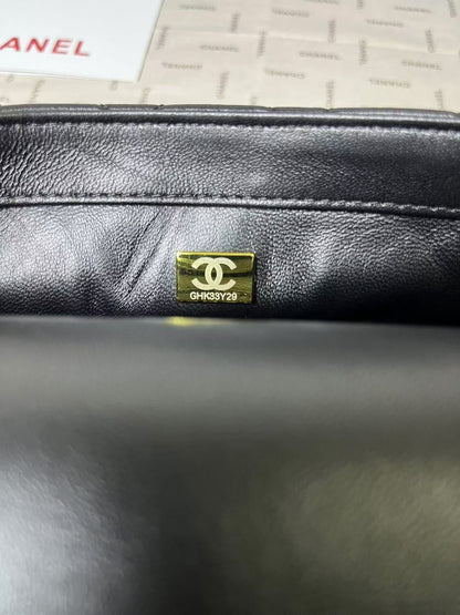 CHANEL 25C Mini Flap 19cm Black Lambskin Gold Heart Hardware