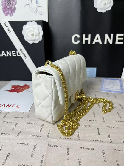 CHANEL 25C Mini Flap 19cm White Lambskin Gold Heart Hardware