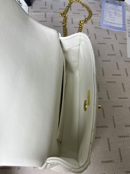 CHANEL 25C Mini Flap 19cm White Lambskin Gold Heart Hardware