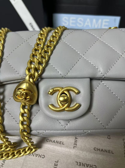 CHANEL 25C Mini Flap 19cm Grey Lambskin Gold Heart Hardware