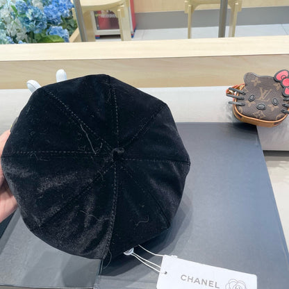 CHANEL BERET HAT IN BLACK VELVET 413324