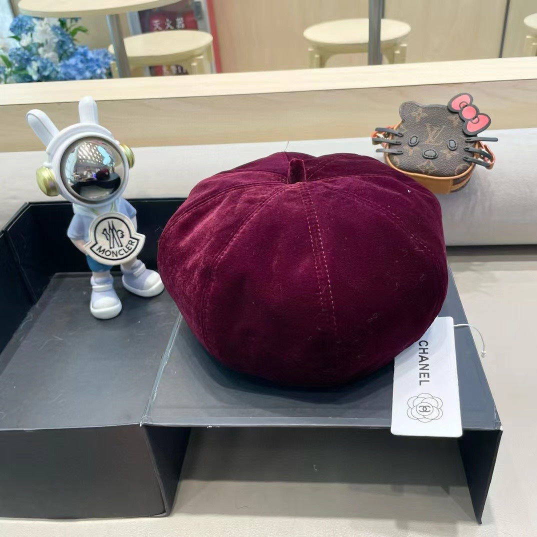 CHANEL BERET HAT IN MAROON RED VELVET 413325