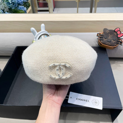 CHANEL BERET HAT IN WHITE COTTON AND LINEN 417832