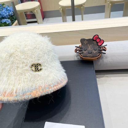 CHANEL BUCKET HAT IN BISQUE BEIGE LAMB FUR 419467