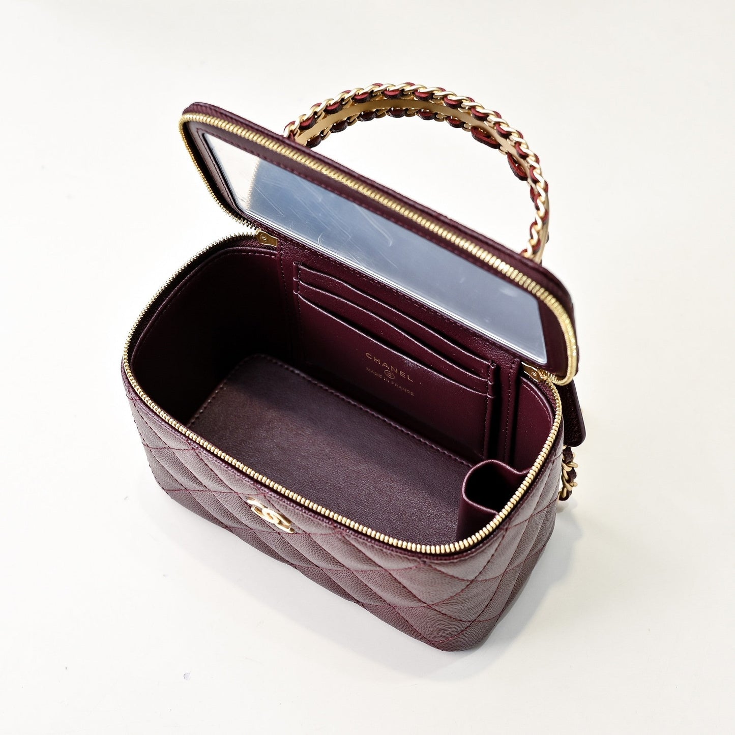 CHANEL 24A Vanity Top Handle 16cm Burgundy Grained Calfskin Gold Hardware