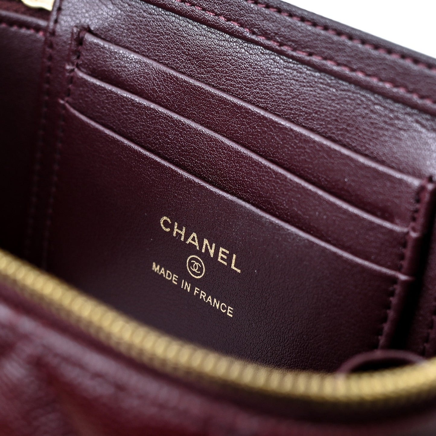 CHANEL 24A Vanity Top Handle 16cm Burgundy Grained Calfskin Gold Hardware