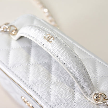 CHANEL 25C Vanity Top Handle 17cm White Grained Calfskin Light Gold Hardware