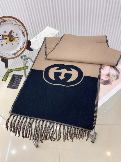 Gucci CAMEL BEIGE AND BLACK WOOL WITH INTERLOCKING G SCARF 200 CM