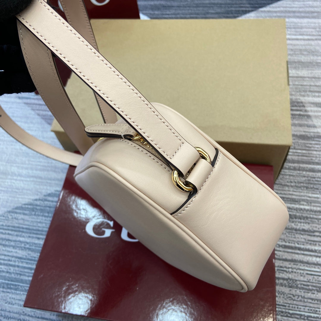 Gucci BLONDIE MINI SHOULDER BAG 21 IN WHITE CALFSKIN
