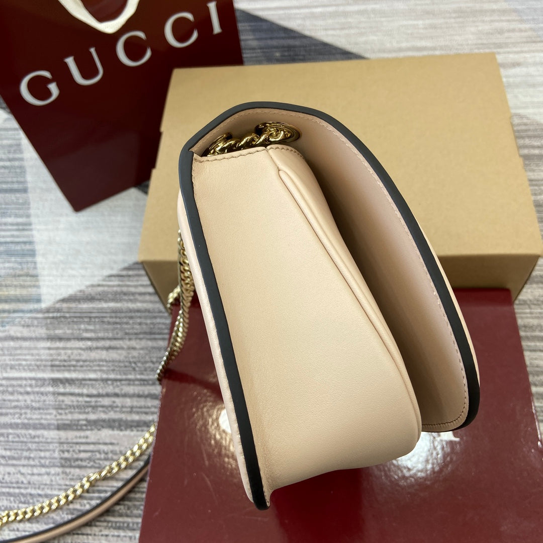 Gucci BLONDIE SMALL SHOULDER BAG 26 IN BEIGE CALFSKIN GOLD HARDWARE