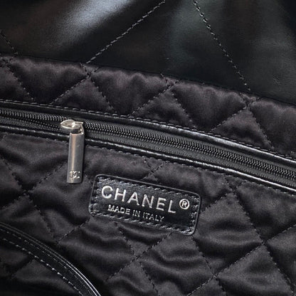 CHANEL 24C Hobo 22 bag 45cm Black Lambskin