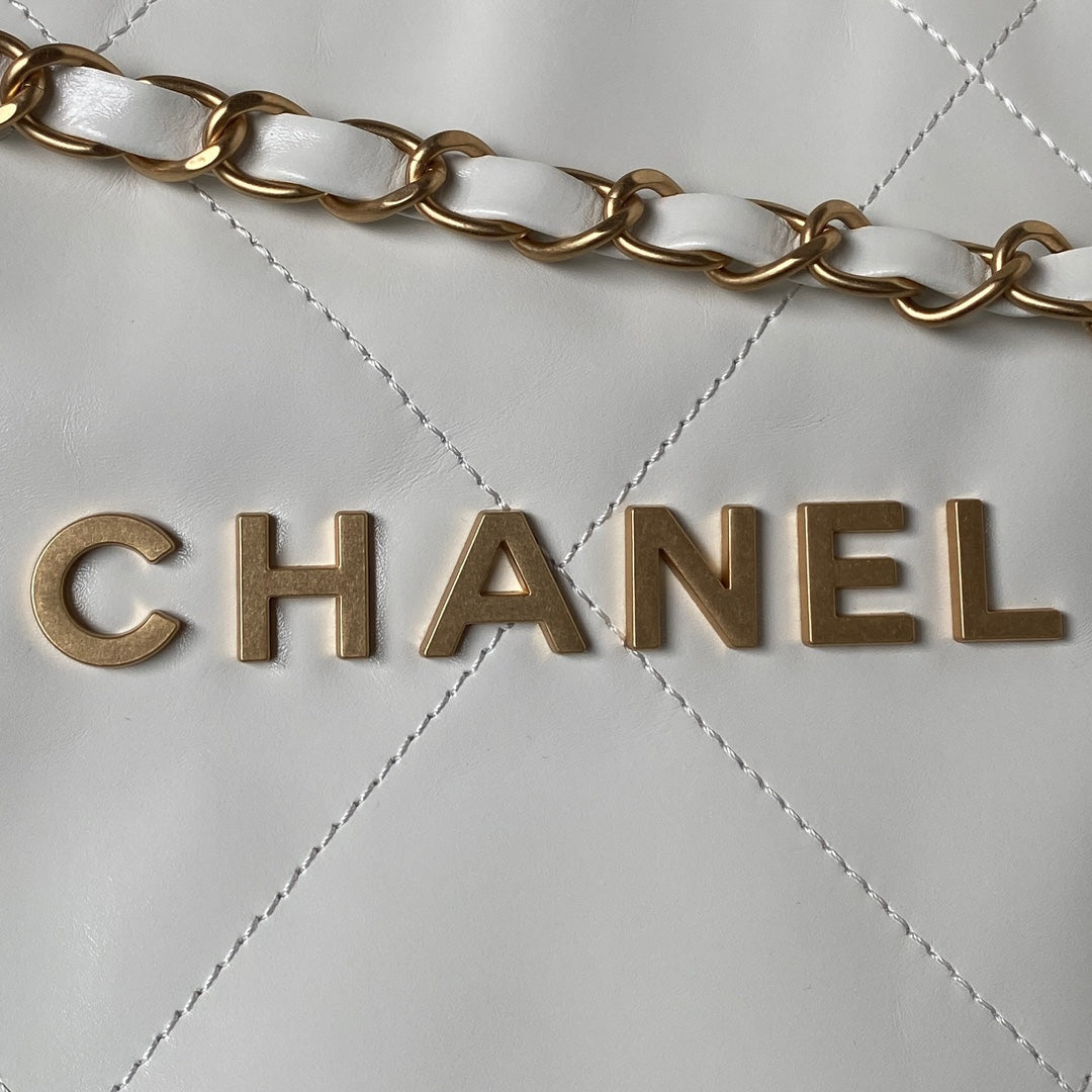 CHANEL 24C Hobo 22 bag 45cm Light Grey Lambskin