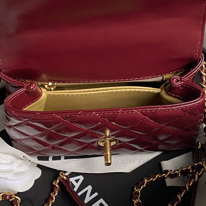 CHANEL 24A Coco Handle Mini 19cm Burgundy Patent Calfskin Gold Hardware