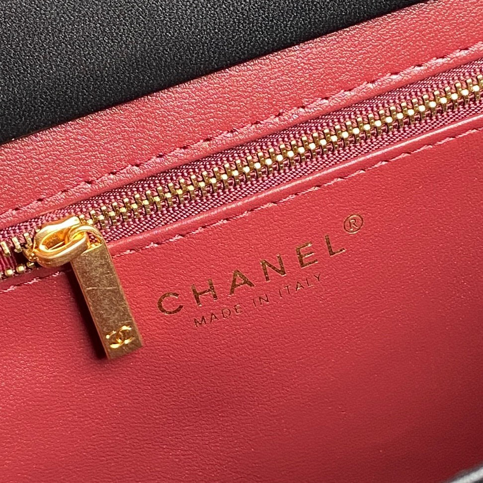 CHANEL 24K Shopping Bag 32cm Black Calfskin Gold Hardware