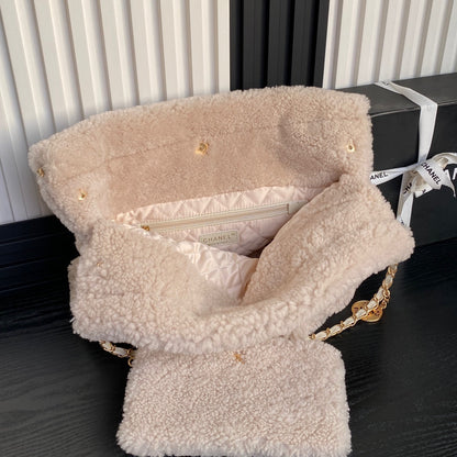 CHANEL 24K Hobo 22 Bag 39cm Beige Wool Fur