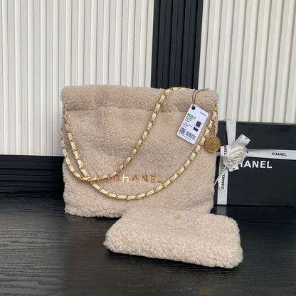 CHANEL 24K Hobo 22 Bag 35cm Beige Wool Fur